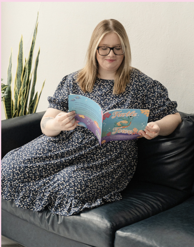 Caylee Duskey - Reading Turtle Town